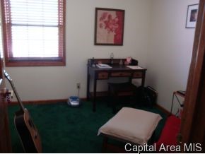 2524 Wydown Avenue Springfield, IL 62704 - Photo 8 of 11 Gallery Image 8