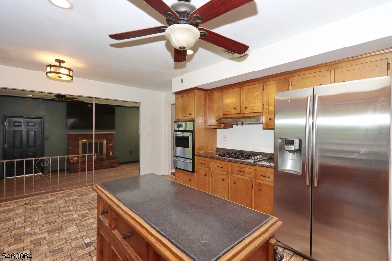 293 Cherry Hill Road Mountainside, NJ 07092 - Photo 10 of 26 Gallery Image 10