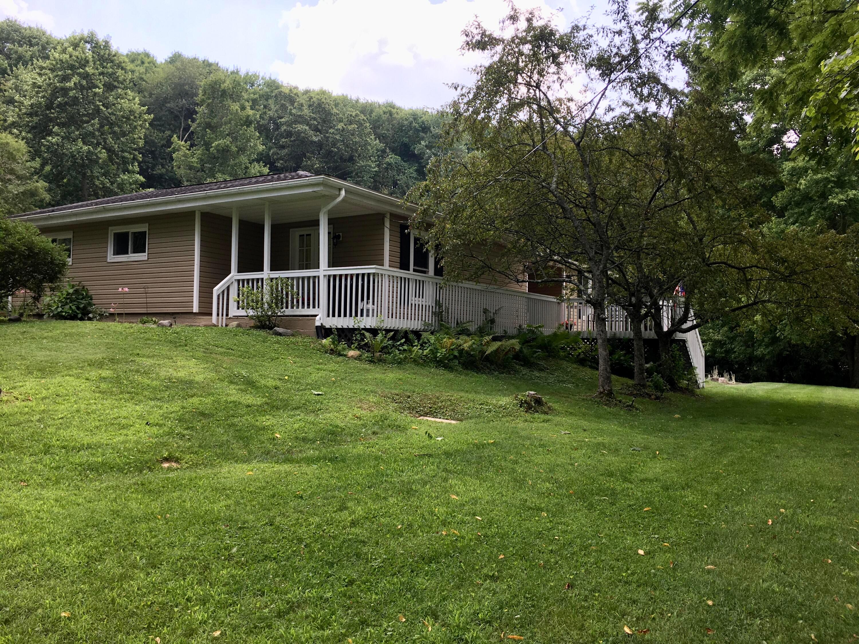 4142 Milner Road Northeast Newark, OH 43055 - Photo 2 of 31 Gallery Image 2