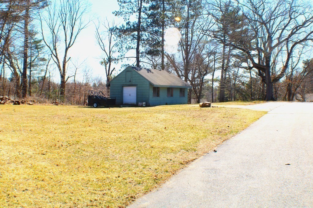 14 Old Worcester Road Oxford, MA 01540 - Photo 16 of 27 Gallery Image 16