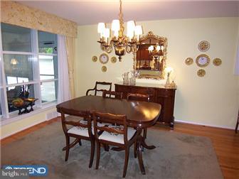 204 Frederick Road Havertown, PA 19083 - Photo 6 of 11 Dining Room