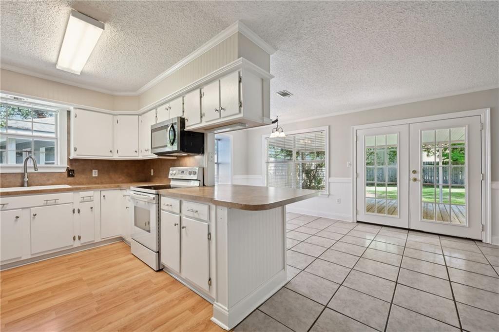 245 Ridgewood Circle Mandeville, LA 70471 - Photo 10 of 22 Gallery Image 10