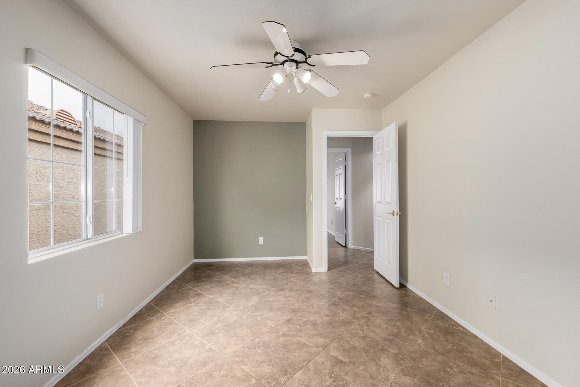 20418 North 30th Way Phoenix, AZ 85050 - Photo 12 of 28 09 30th