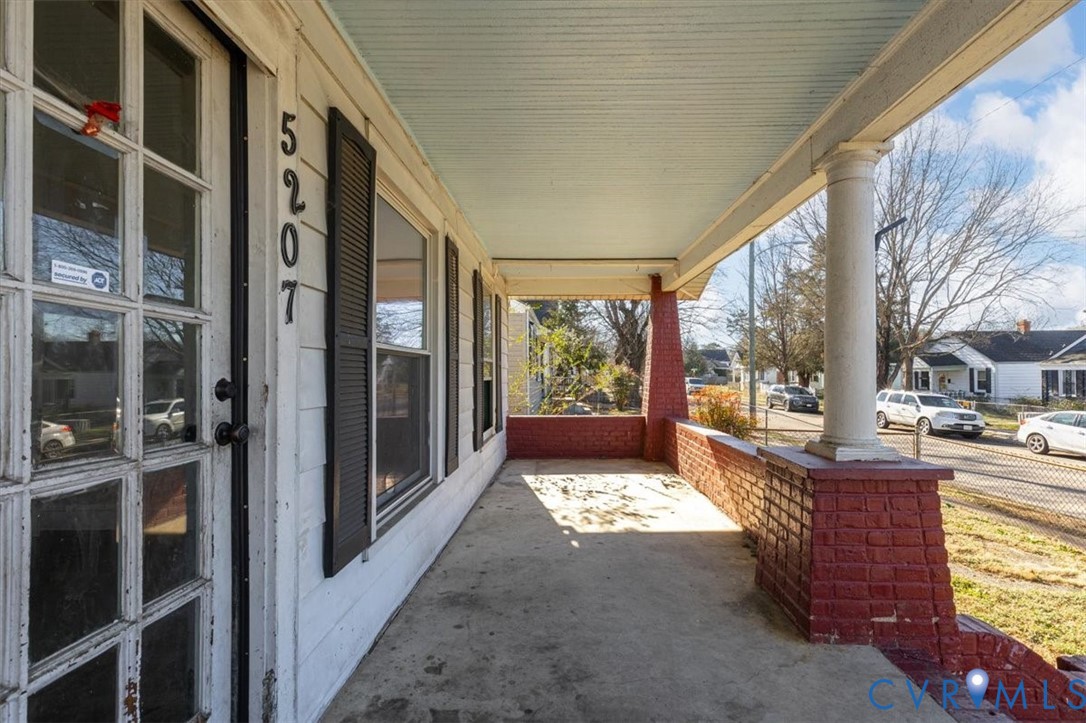 5207 Blue Ridge Avenue Richmond, VA 23231 - Photo 4 of 40