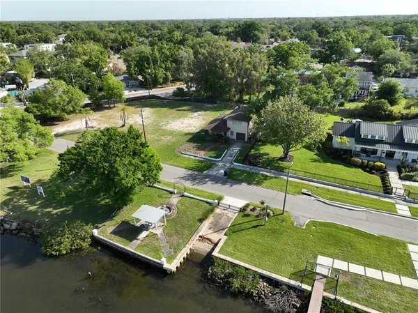 $1,200,000 | 2515 North Riverside Drive, Tampa, FL 33602