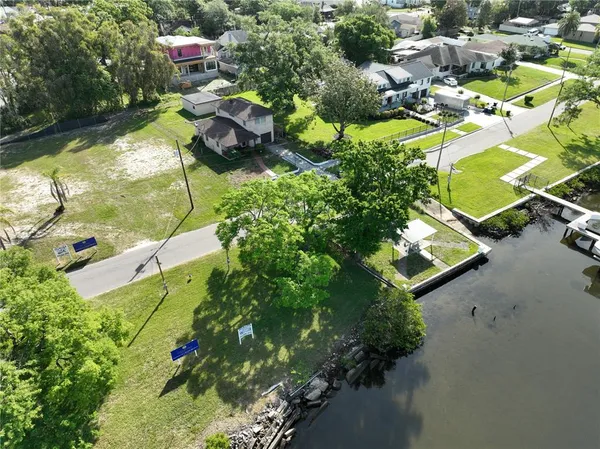 $1,200,000 | 2515 North Riverside Drive, Tampa, FL 33602