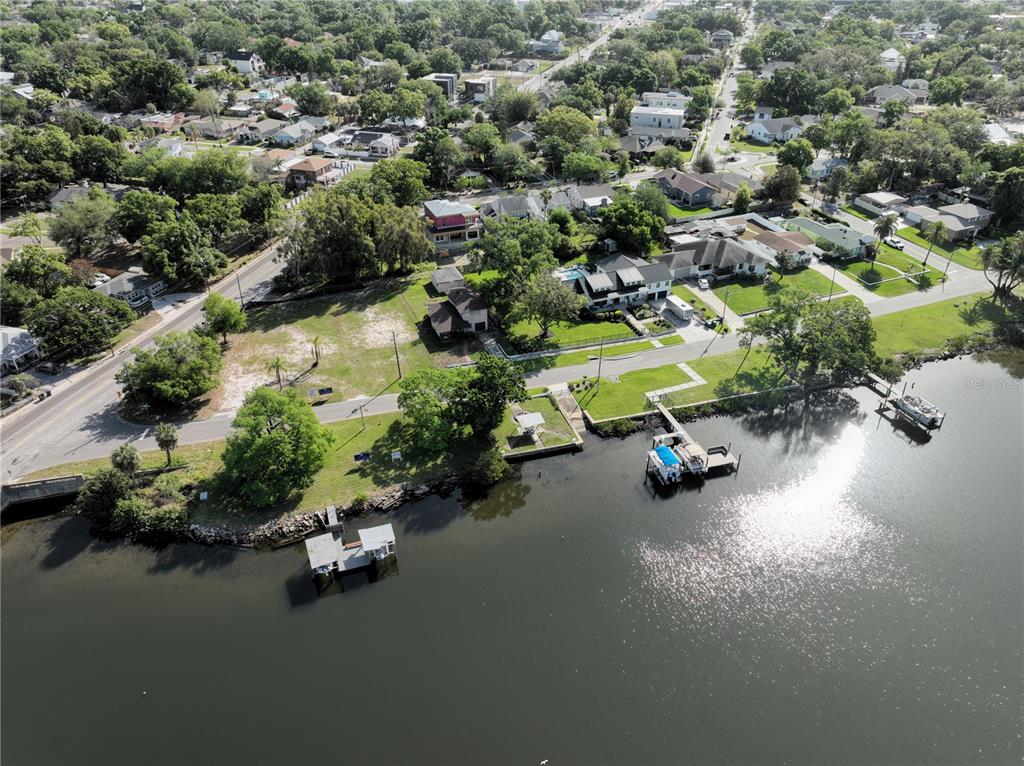 2515 North Riverside Drive Tampa, FL 33602 - Photo 9 of 19 an aerial view of a car park