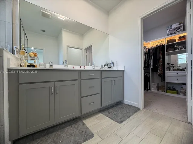 a view of outdoor space yard and patio