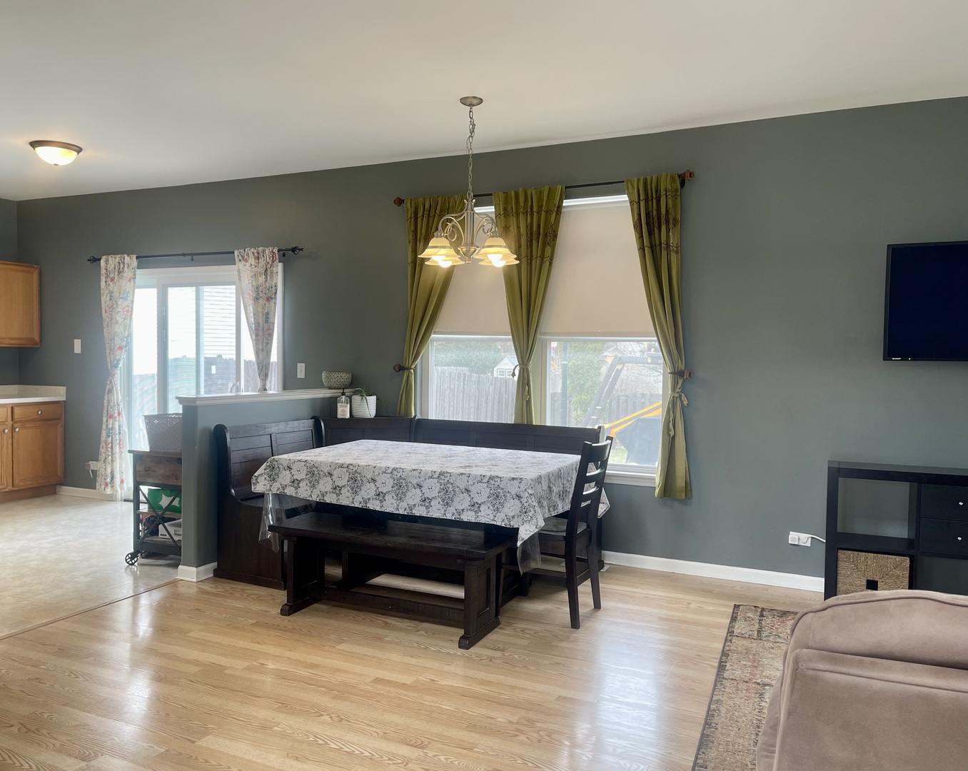 367 Willow Road Lakemoor, IL 60051 - Photo 11 of 31 Gallery Image 11