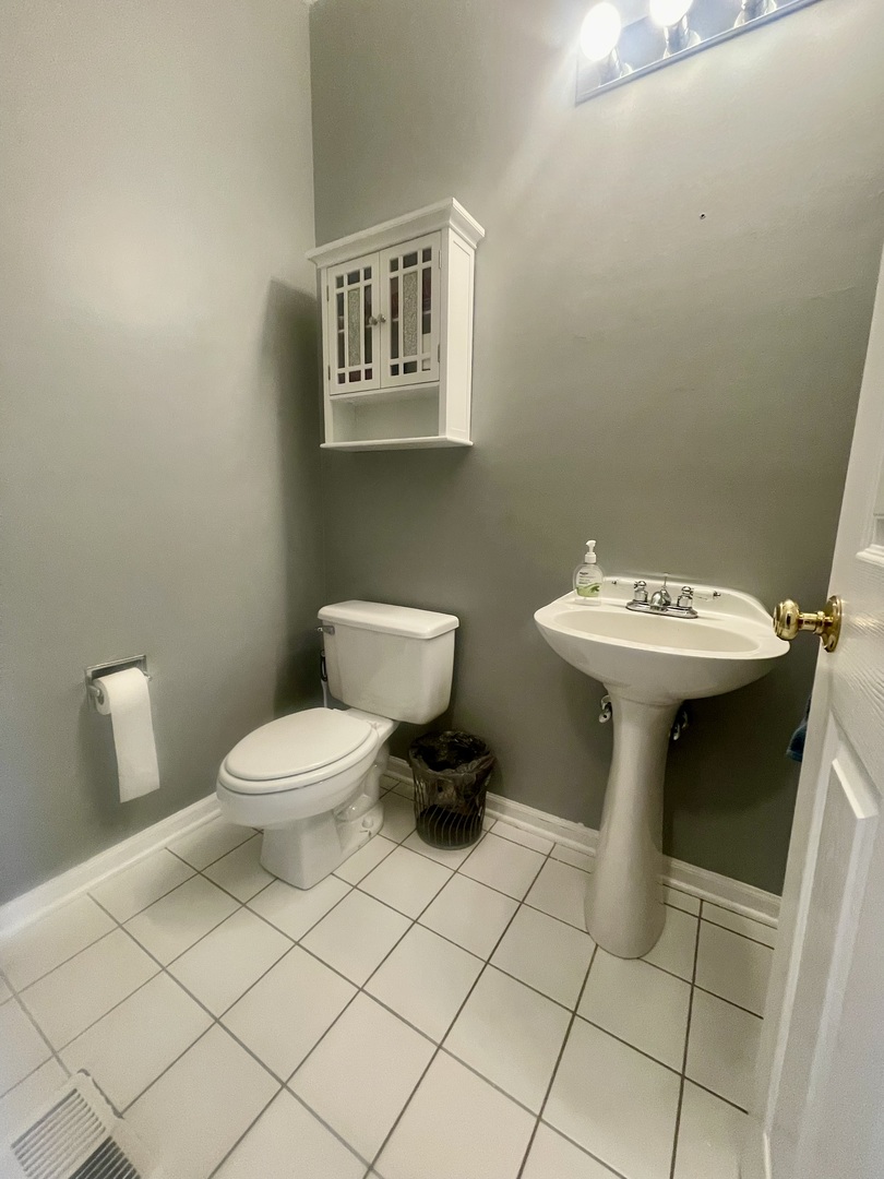 367 Willow Road Lakemoor, IL 60051 - Photo 14 of 31 Gallery Image 14