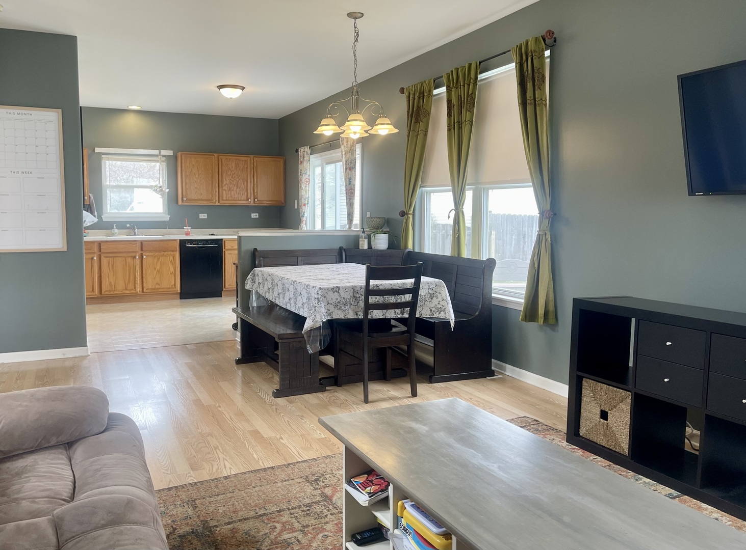 367 Willow Road Lakemoor, IL 60051 - Photo 7 of 31 Gallery Image 7