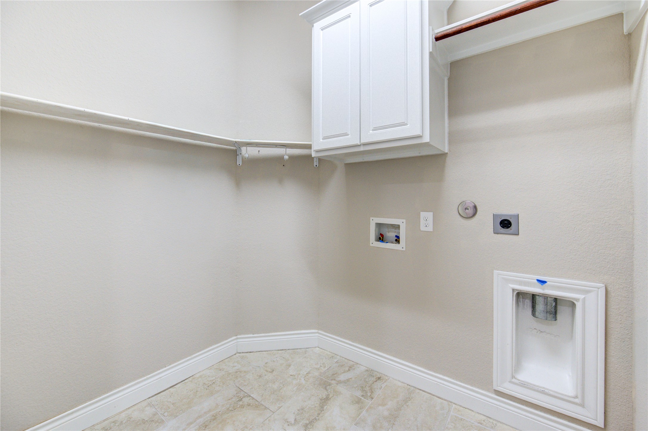 29103 Erica Lee Court Katy, TX 77494 - Photo 41 of 49 a view of small space with racks on the wall