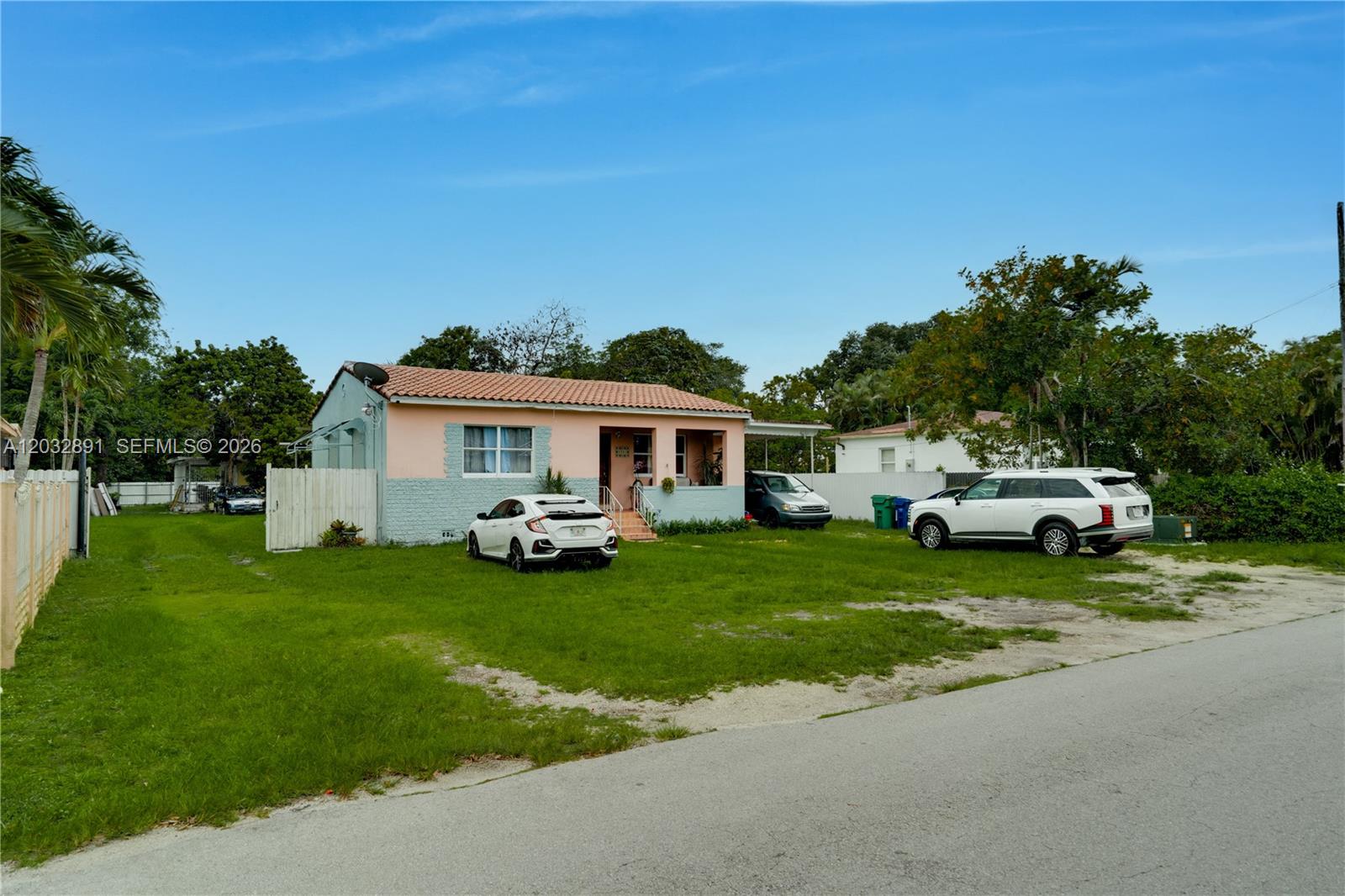 5860 Southwest 19th Street Miami, FL 33155 - Photo 6 of 15