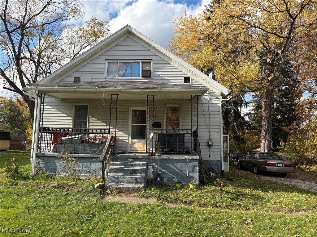 1194 Diagonal Road Akron, OH 44320 - Photo 1 of 14 Gallery Image 1