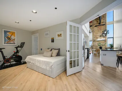 $675,000 | 2614 North Clybourn Avenue, Unit 402, Chicago, IL 60614