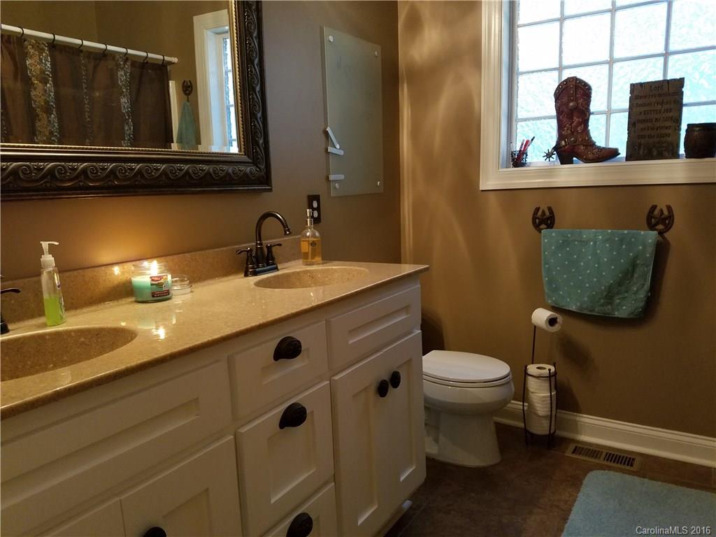 1456 Alexis High Shoals Road Dallas, NC 28034 - Photo 10 of 17 Gallery Image 10