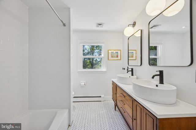 $899,000 | 475 Mt Alverno Road, Media, PA 19063