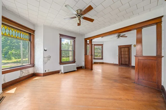 $270,000 | 205 South Gage Street, Somonauk, IL 60552