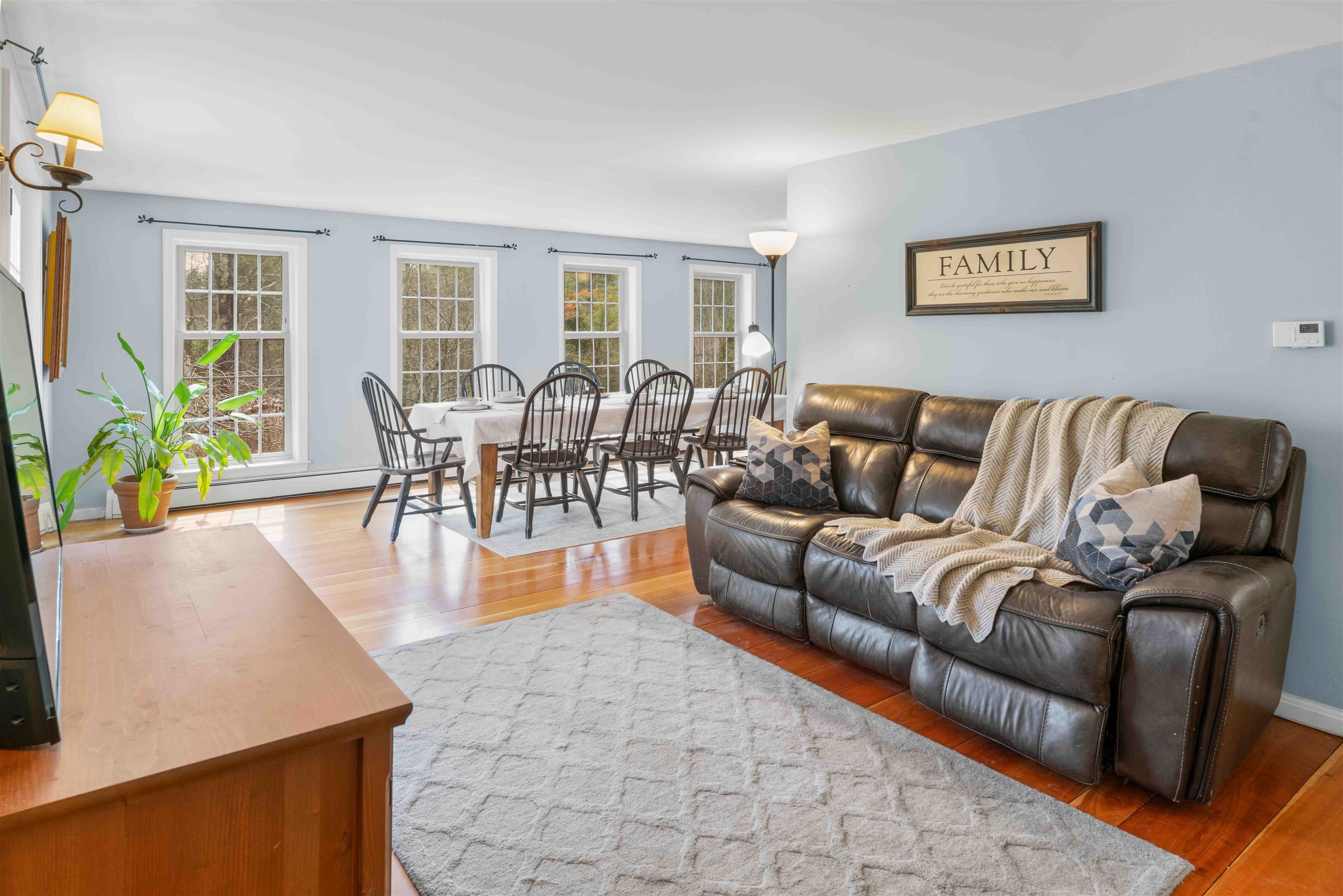 224 Ridgeview Road Weare, NH 03281 - Photo 1 of 24