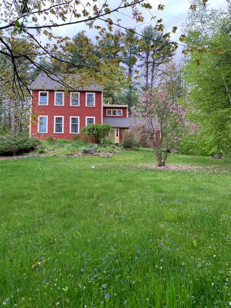 224 Ridgeview Road Weare, NH 03281 - Photo 2 of 24