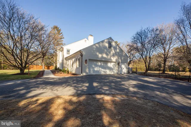 $1,695,000 | 12705 Watertown Court, Potomac, MD 20854