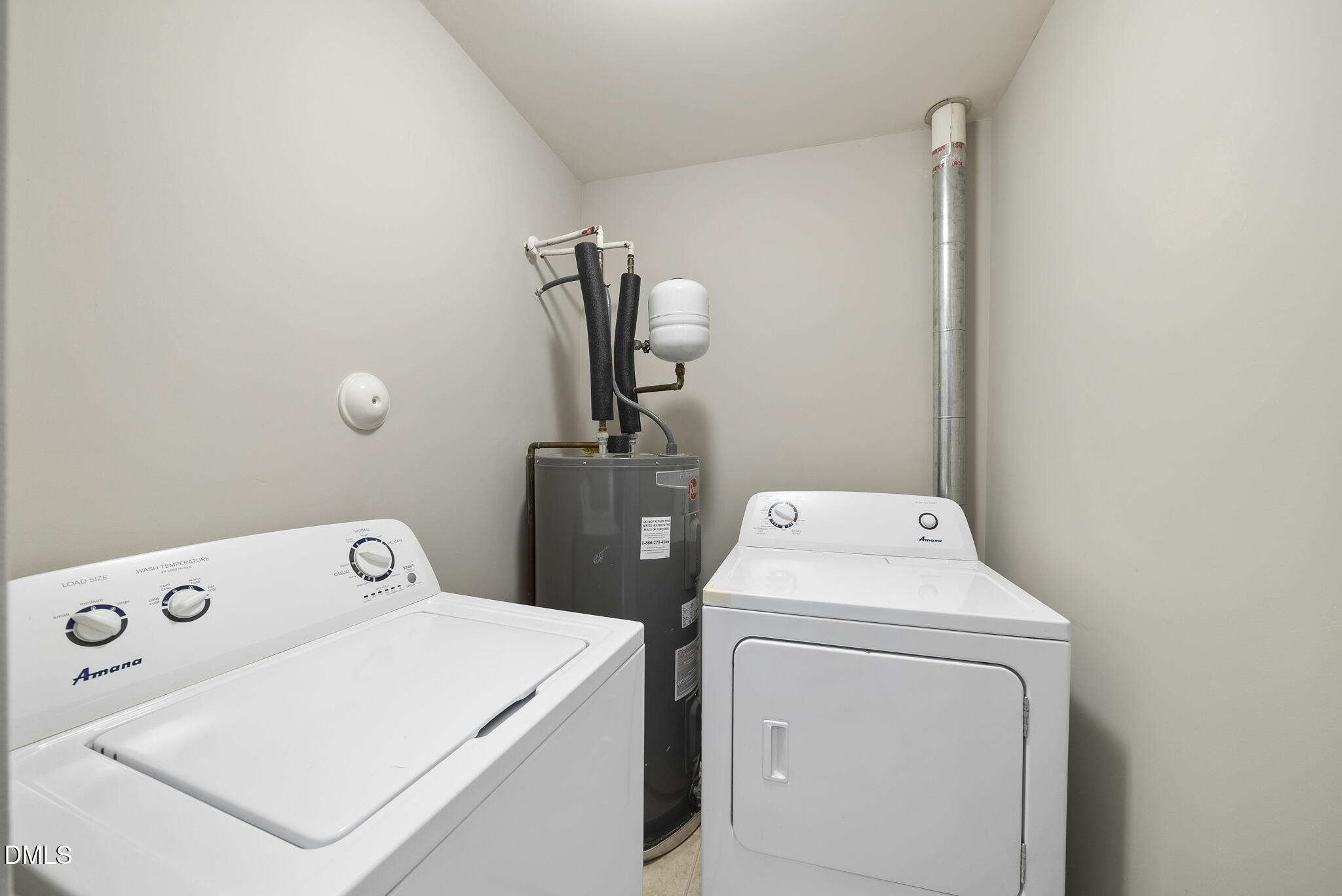 2211 Raven Road, Unit 102 Raleigh, NC 27614 - Photo 25 of 30 a utility room with dryer and washer