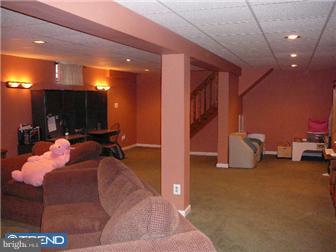 332 Hawarden Road Springfield, PA 19064 - Photo 11 of 12