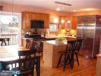 332 Hawarden Road Springfield, PA 19064 - Photo 5 of 12 Kitchen