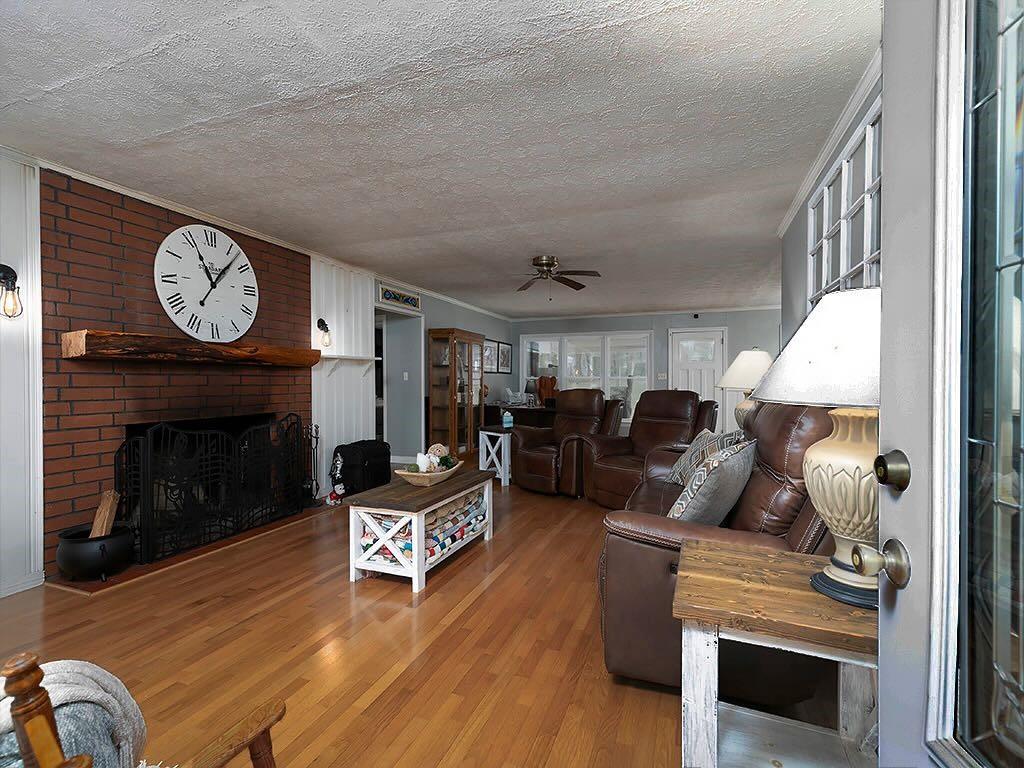 6325 Dodgen Road Southwest Mableton, GA 30126 - Photo 3 of 33