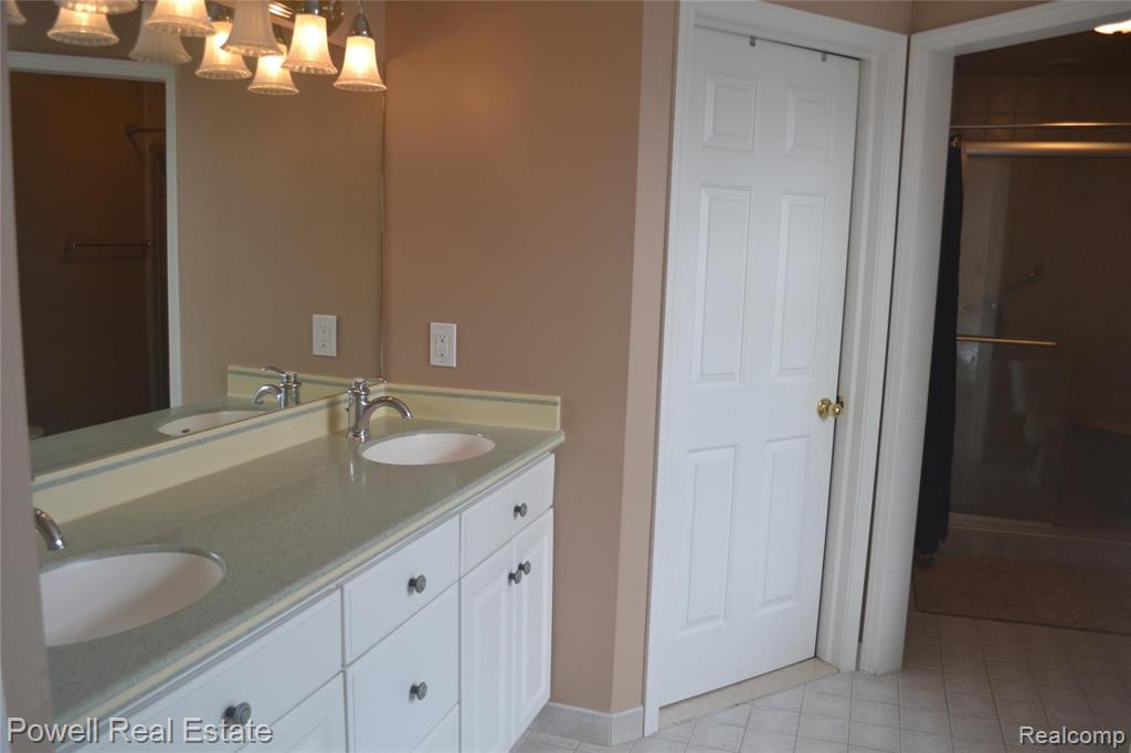 3148 Topview Court Rochester, MI 48309 - Photo 13 of 20 Gallery Image 13