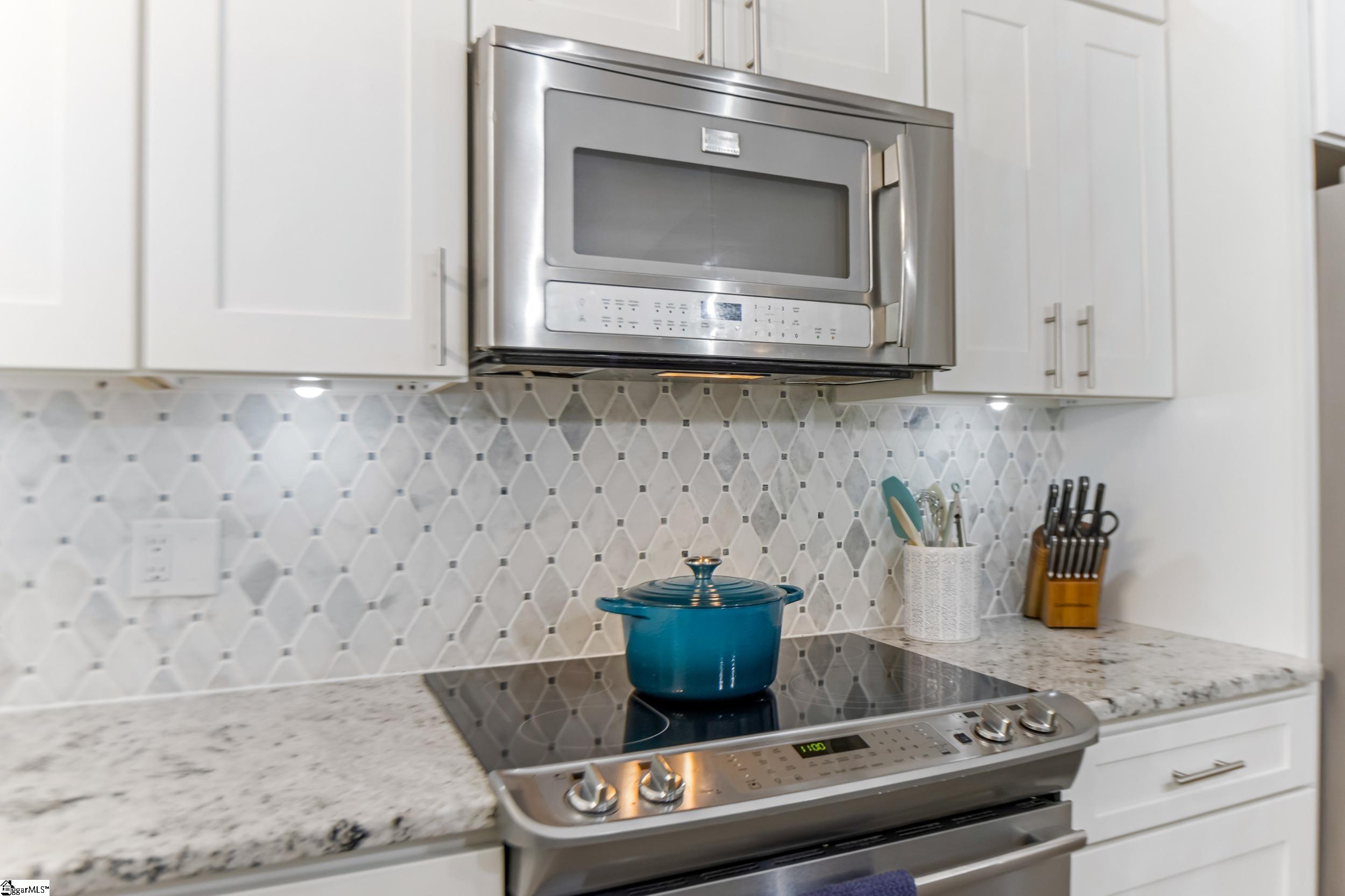 137 Cleveirvine Avenue Greenville, SC 29607 - Photo 16 of 41