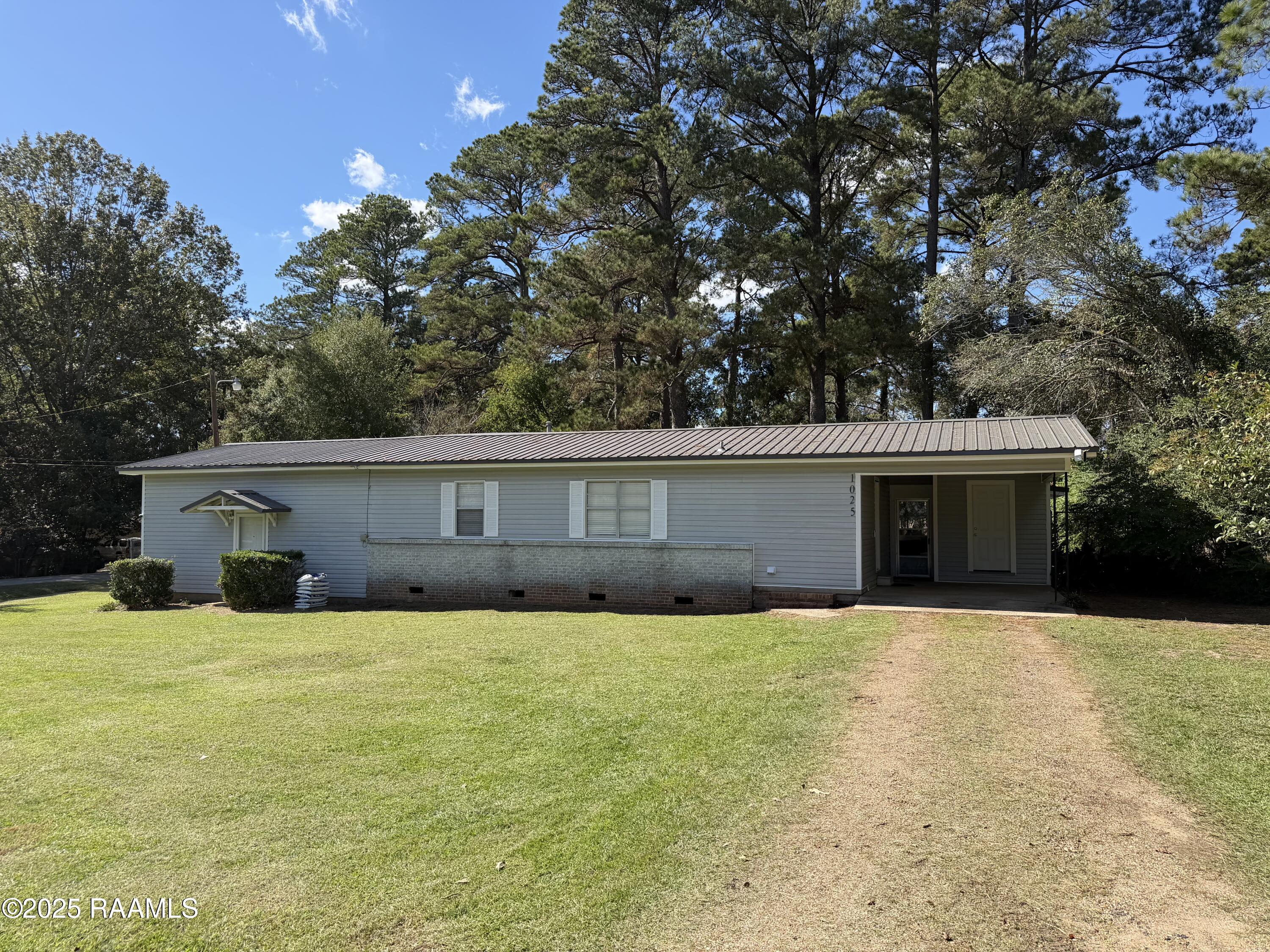 1025 Paradise Road Ball, LA 71405 - Photo 2 of 19 Front