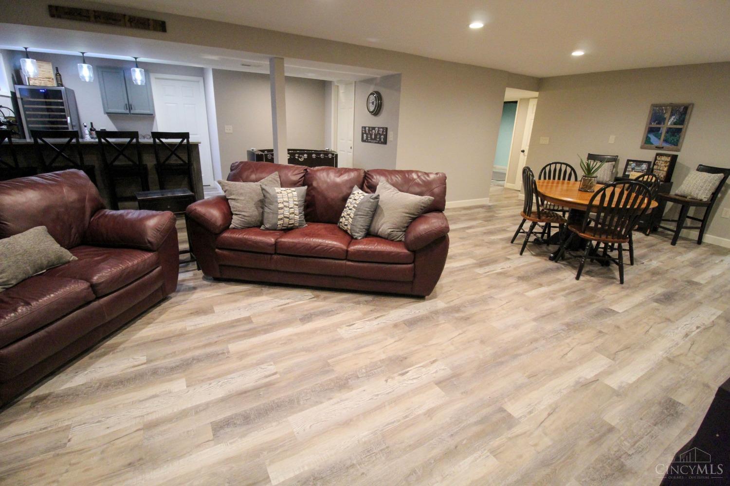 8857 Livingston Road Cincinnati, OH 45251 - Photo 33 of 49 Gallery Image 33