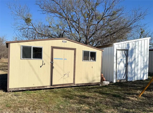 $100,000 | 705 Ave A, Cisco, TX 76437