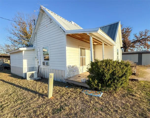 $100,000 | 705 Ave A, Cisco, TX 76437