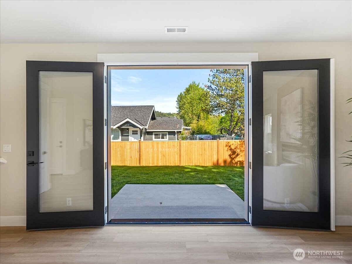 5701 Parker Road East Sumner, WA 98390 - Photo 13 of 38
