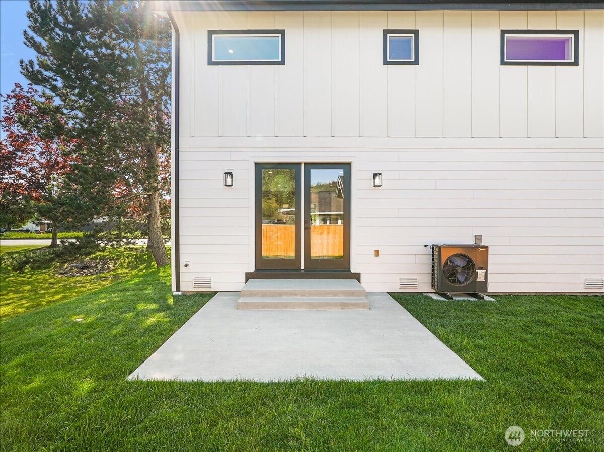 5701 Parker Road East Sumner, WA 98390 - Photo 31 of 38