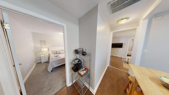 $2,995 | 105 Cooper Street, Charleston, SC 29403