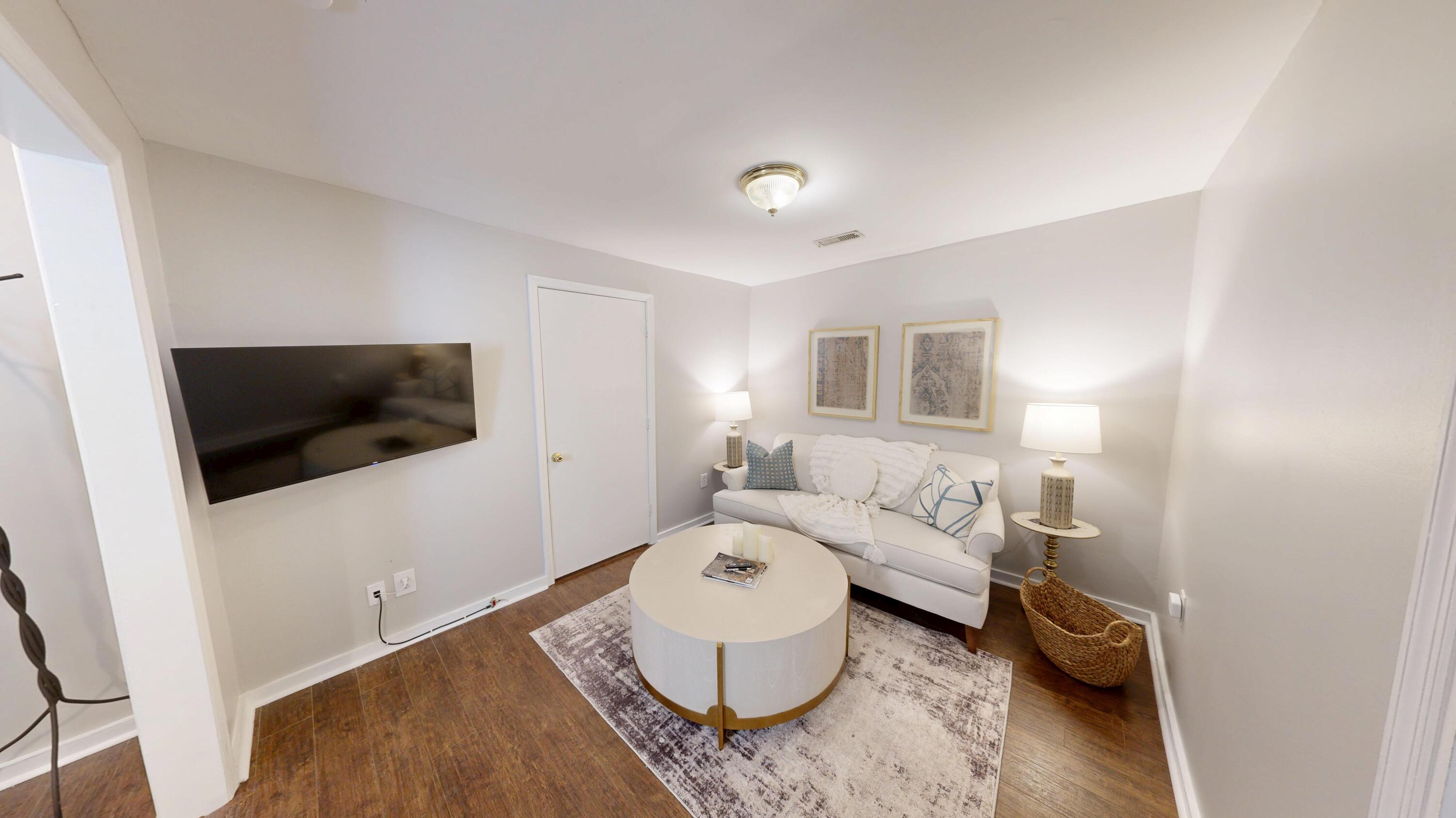 105 Cooper Street Charleston, SC 29403 - Photo 3 of 14 105-Cooper-Street-09242025_160147