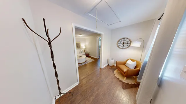 $2,995 | 105 Cooper Street, Charleston, SC 29403