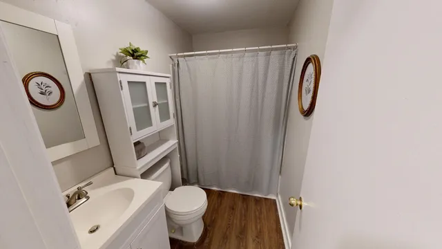 $2,995 | 105 Cooper Street, Charleston, SC 29403