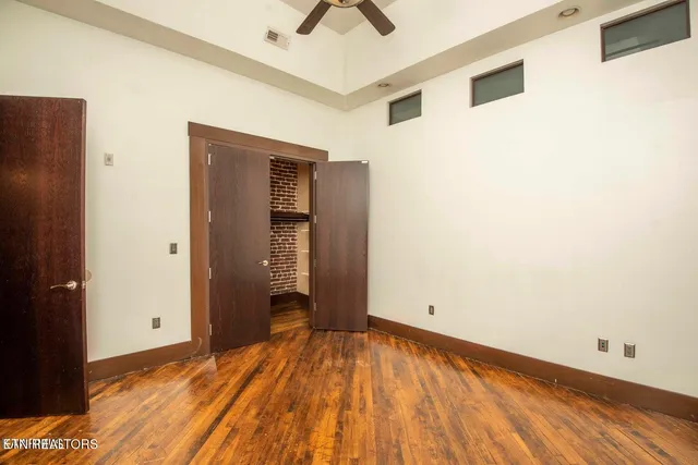 $2,900 | 129 West Jackson Avenue, Unit 202, Knoxville, TN 37902