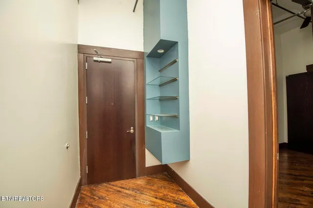 $2,900 | 129 West Jackson Avenue, Unit 202, Knoxville, TN 37902