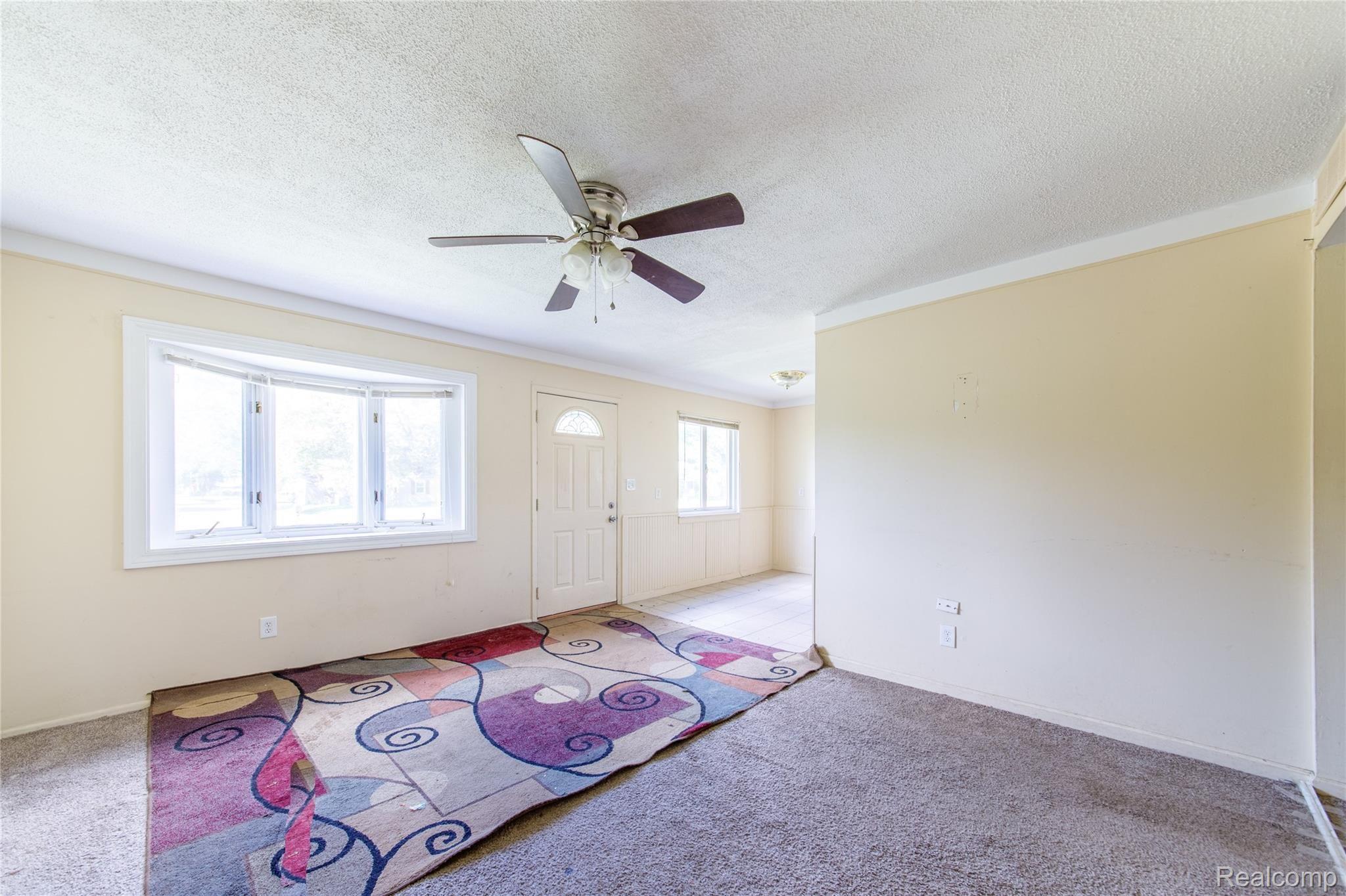 6805 Beech Daly Road Taylor, MI 48180 - Photo 6 of 12 BeechDaily-13.jpg