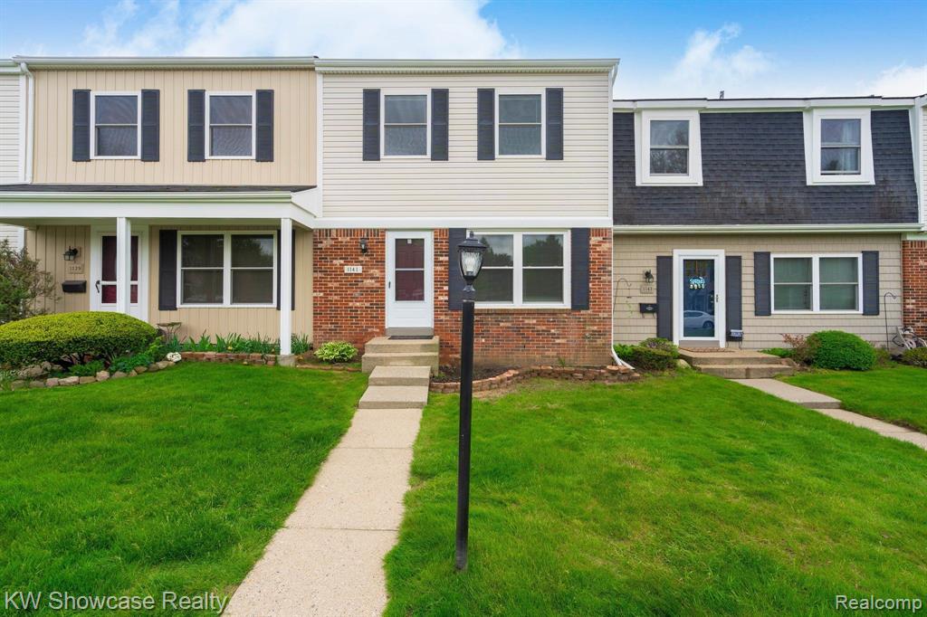 1141 Marquette Court Rochester Hills, MI 48307 - Photo 1 of 34