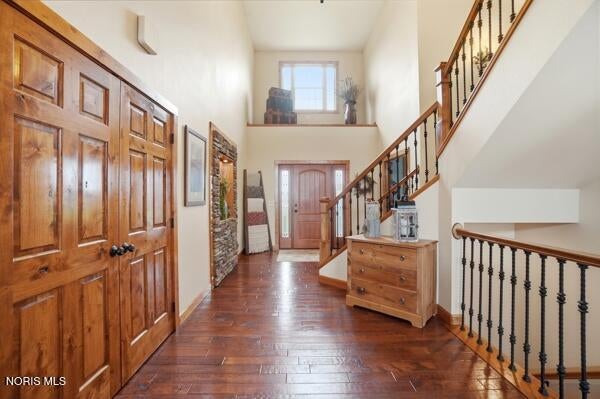 4754 Holt Road Sylvania, OH 43560 - Photo 7 of 91 Front entry/foyer