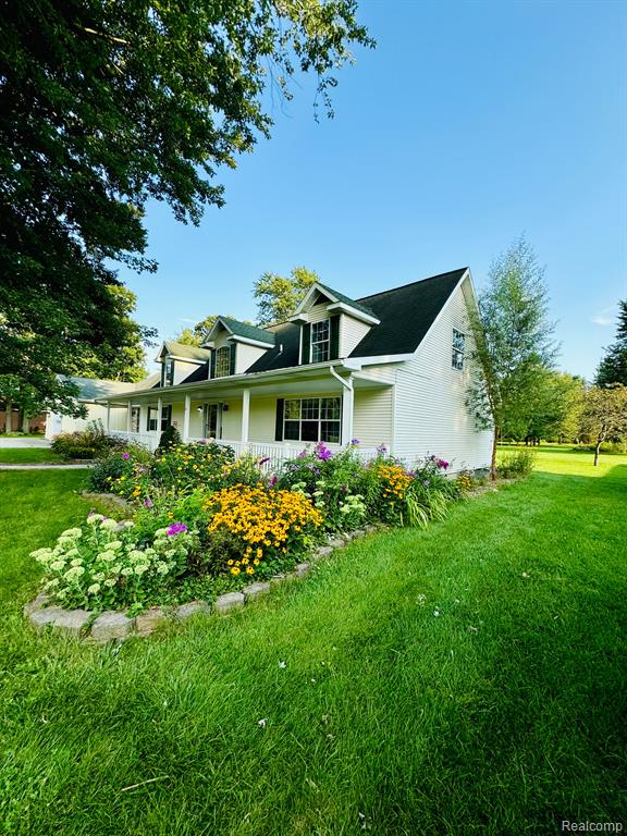 11230 Birch Run Road Birch Run, MI 48415 - Photo 3 of 33