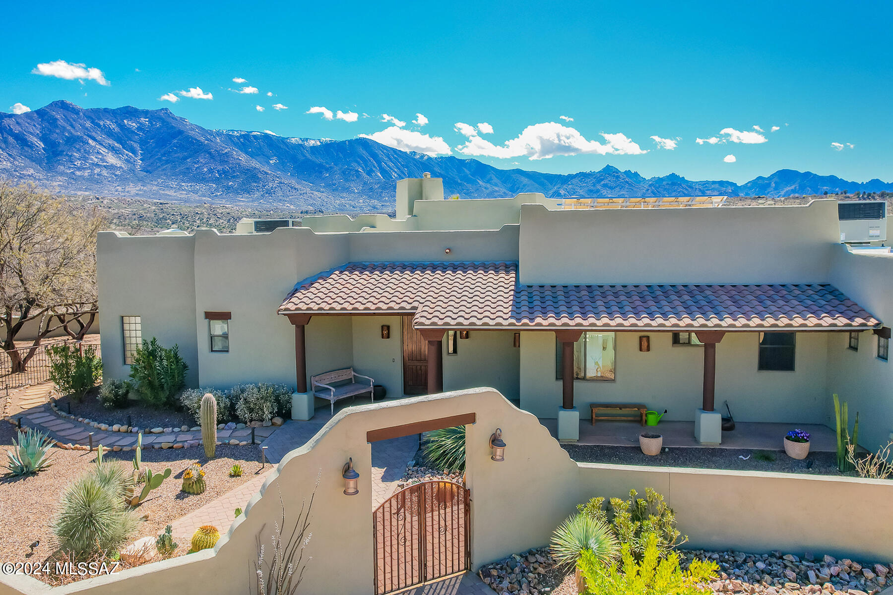 5350 East Edwin Road Tucson, AZ 85739 - Photo 2 of 46 Gallery Image 2