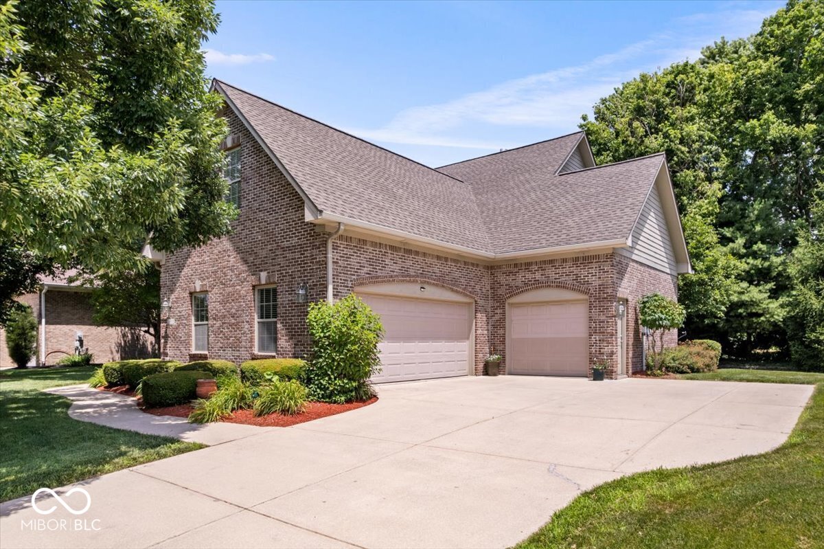 10381 Beaver Ridge Drive Fishers, IN 46037 - Photo 3 of 26 Gallery Image 3
