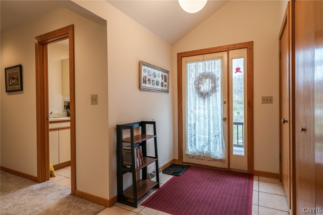 5451 Springview Drive Manlius, NY 13066 - Photo 4 of 38